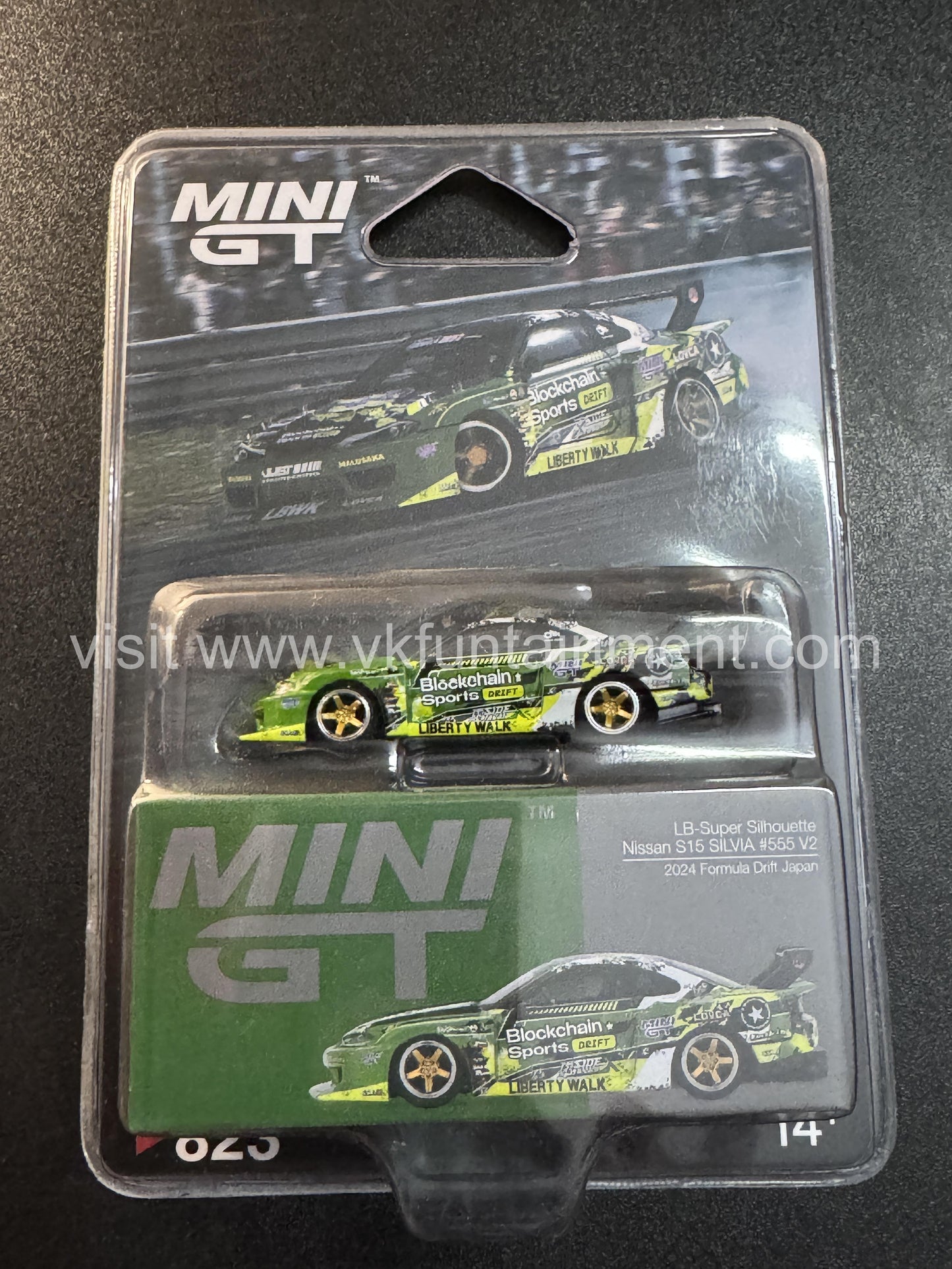 MINI GT LB-Super Silhouette Nissan S15 SILVIA #555 v2 2024 Formula Drift Japan