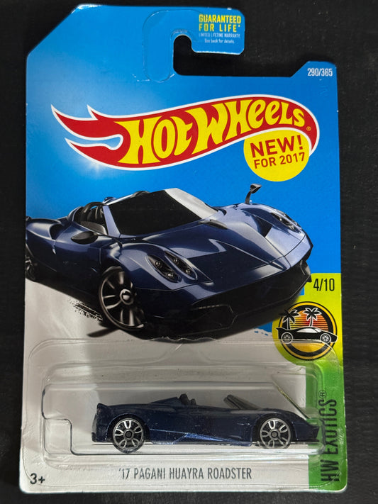 Hot Wheels  17 pagani huyara roadster