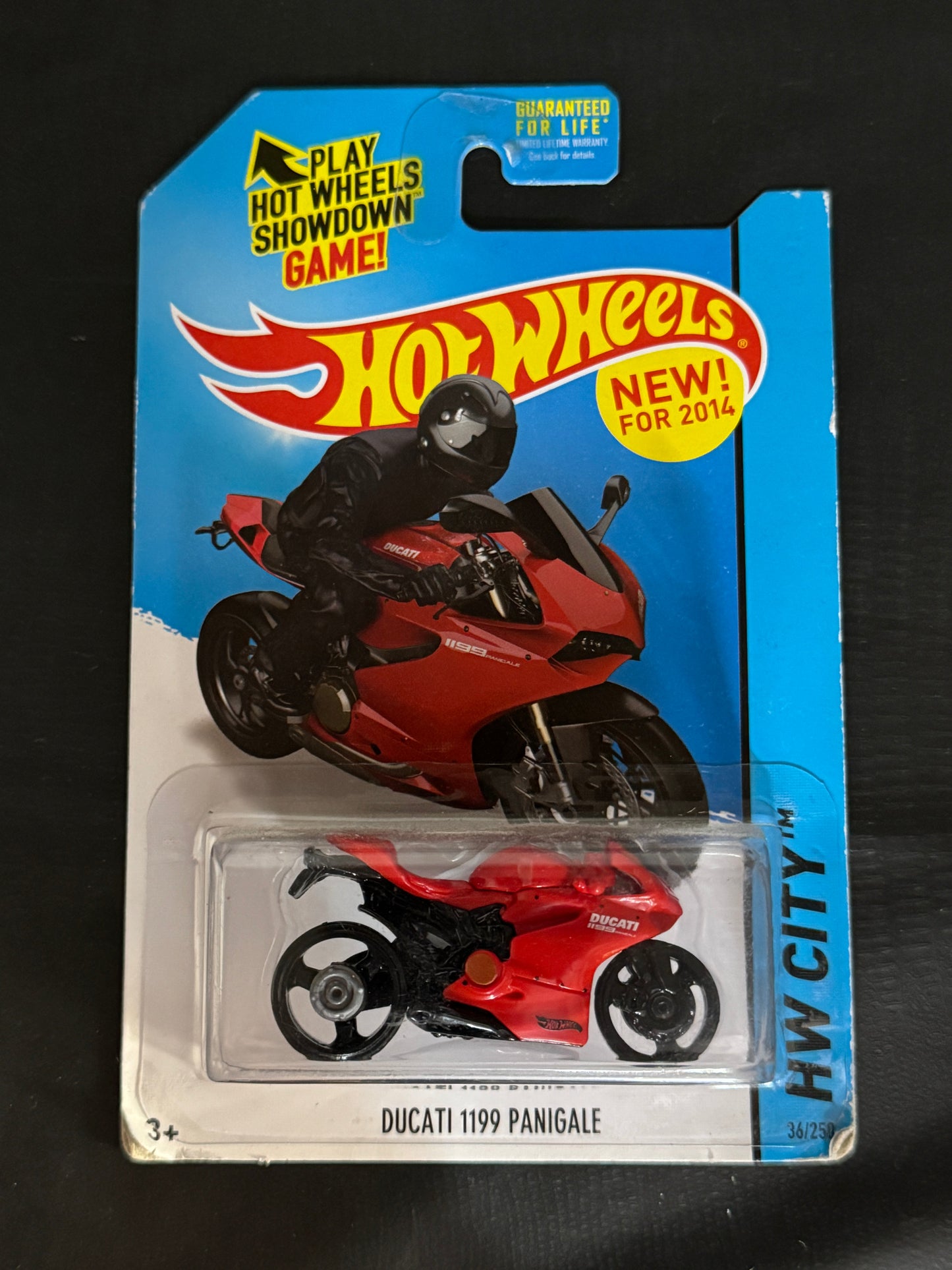 Hot Wheels  Ducati 1199 panigale Red