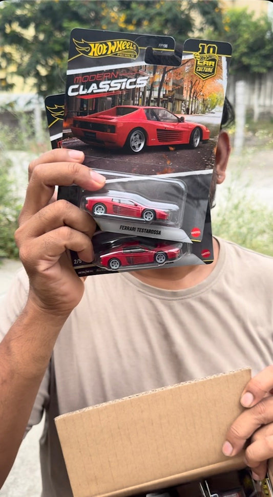 IMPORTED - HOT WHEELS - PREMIUM - MODERN CLASSICS - FERRARI TESTAROSSA - 9F