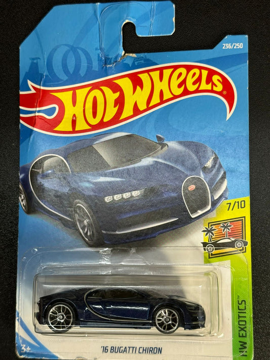 Hot Wheels - '16 Bugatti Chiron (Damaged Card)