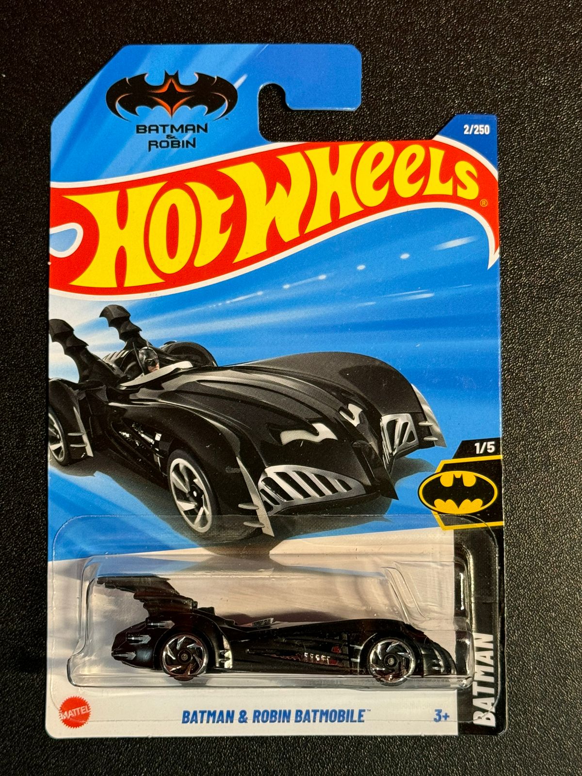 Hot Wheels - Batman & Robin Batmobile