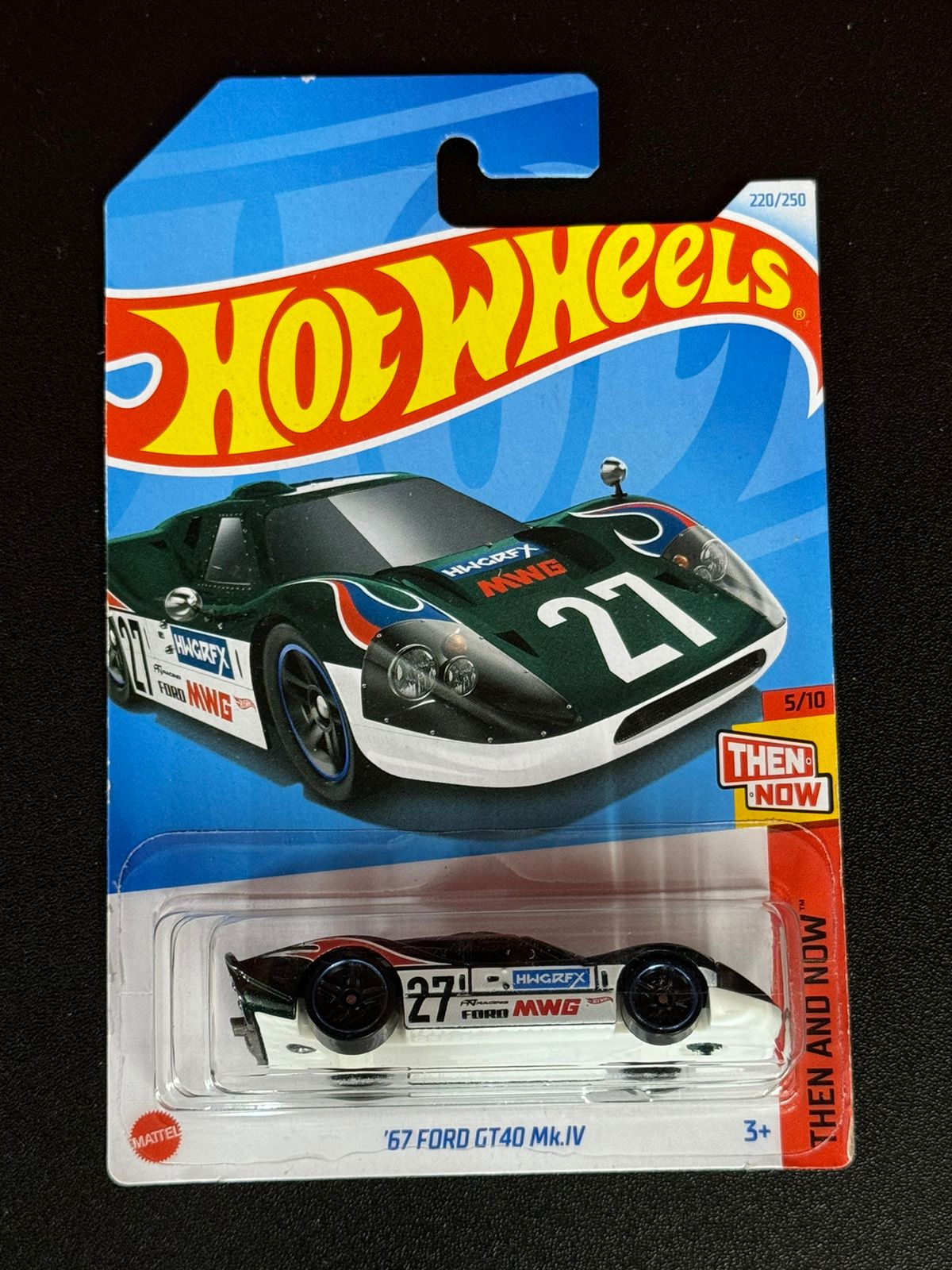 Hot Wheels - 67 Ford GT40 Mk. IV