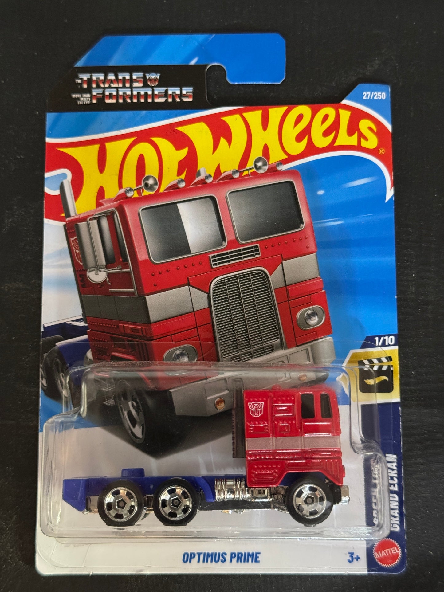 Hot Wheels  Transformers Optimus Prime Long Card)
