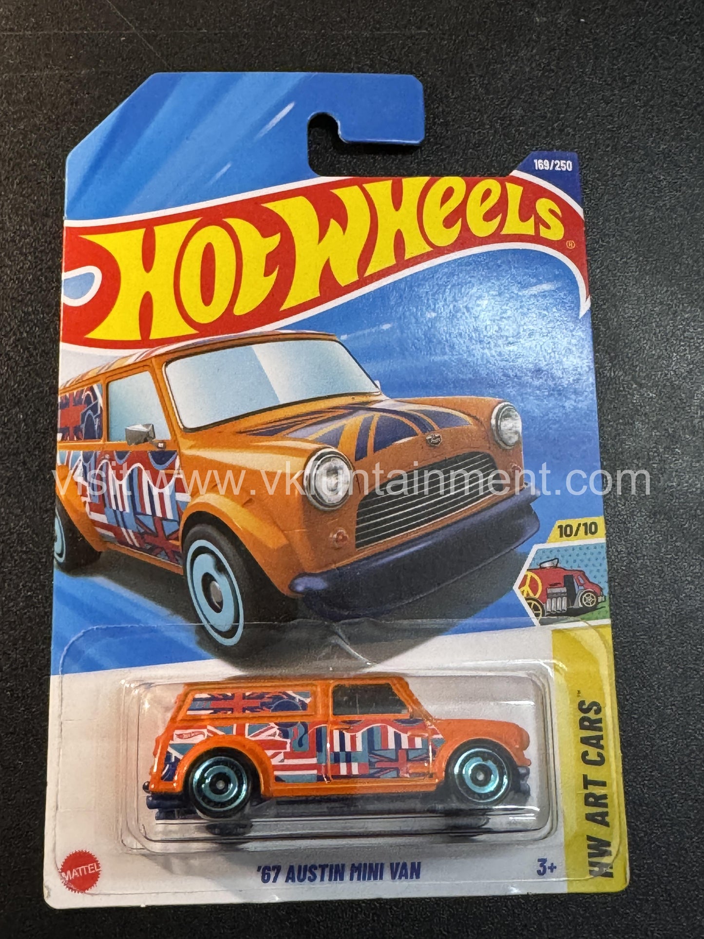 Hot Wheels 67 AUSTIN MINI VAN