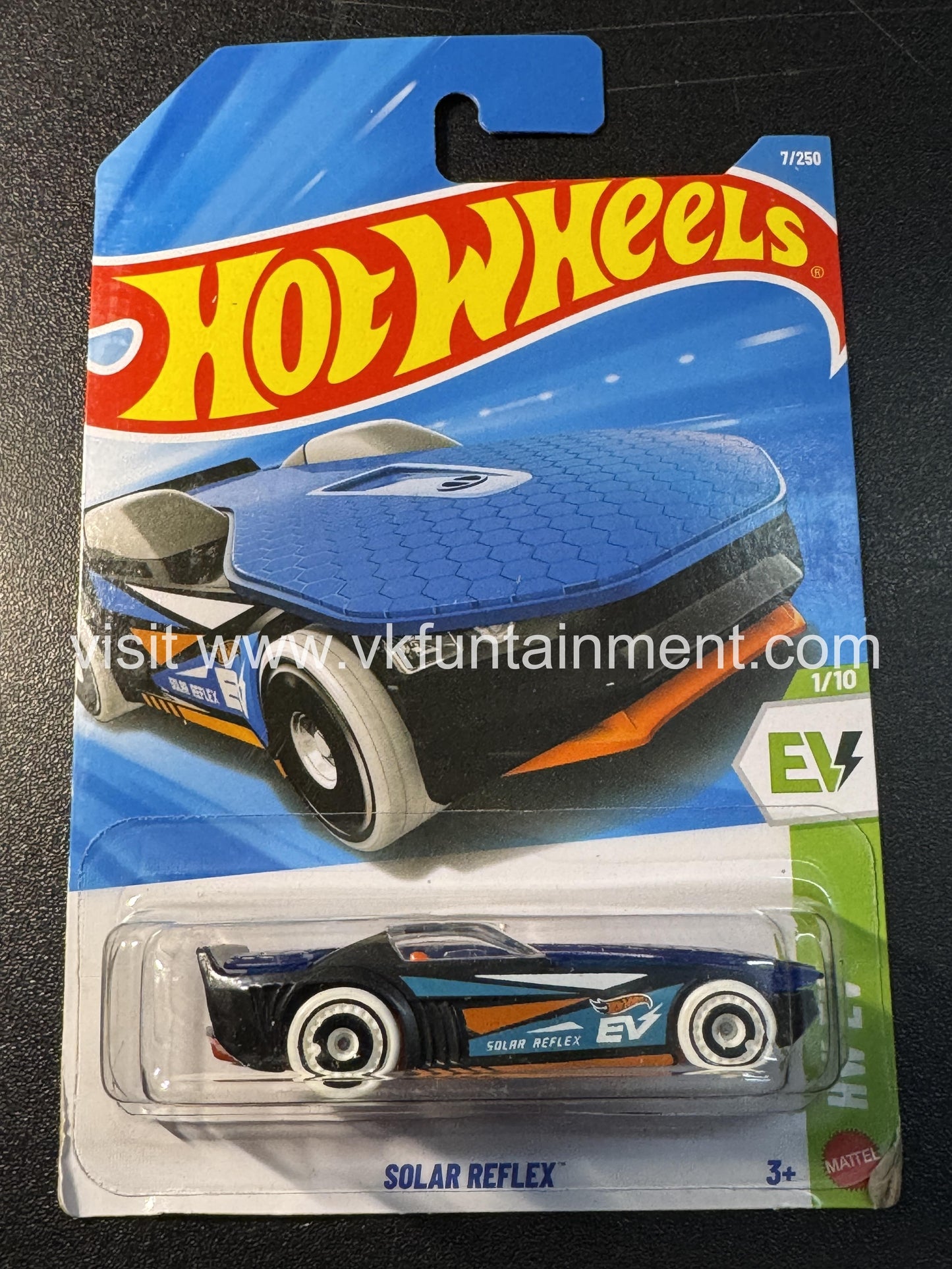 Hot Wheels SOLAR REFLEX
